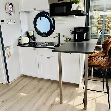 Botel Hausboot La Mare Gabi Weyhe